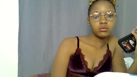 Snapshot of melissah_hot chatting on March 1, 2026, 7:21 am melissah_hot online show from March 1, 2026, 7:21 am