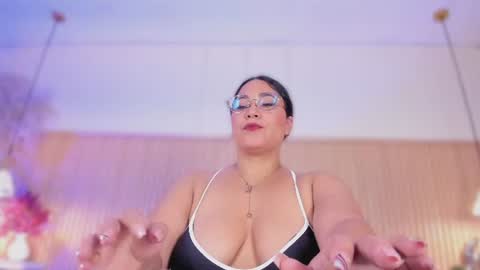 Snapshot of melissakarterrs chatting on July 6, 2026, 12:02 pm M E L I S S A online show from July 6, 2026, 12:02 pm