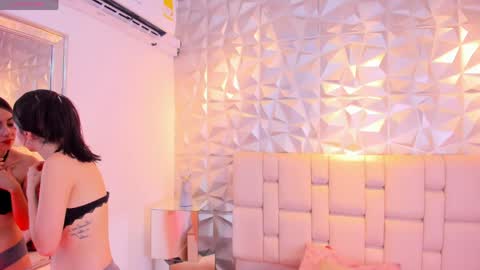  Mell online show from March 31, 2026, 11:54 am