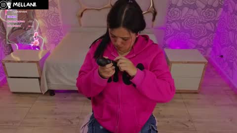 Snapshot of mellani_tay chatting on October 2, 2025, 3:24 am Mellani  online show from October 2, 2025, 3:24 am