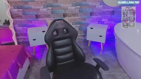 Snapshot of mellani_tay chatting on February 28, 2026, 3:40 am Mellani online show from February 28, 2026, 3:40 am