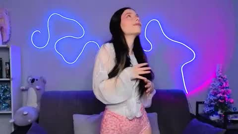 Snapshot of mellhyees chatting on January 15, 2026, 5:05 pm mellhyees online show from January 15, 2026, 5:05 pm