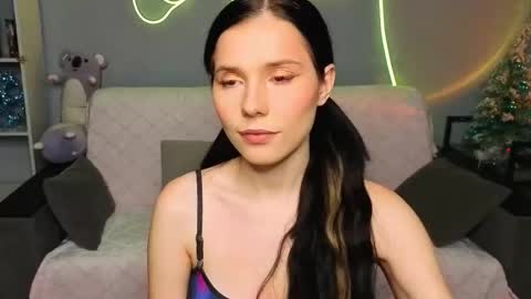 Snapshot of mellhyees chatting on January 18, 2026, 5:06 pm mellhyees online show from January 18, 2026, 5:06 pm