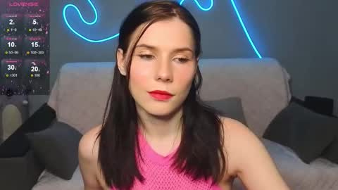 Snapshot of mellhyees chatting on February 20, 2026, 5:24 pm mellhyees online show from February 20, 2026, 5:24 pm