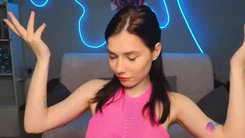 Snapshot of mellhyees chatting on February 25, 2026, 5:22 pm mellhyees online show from February 25, 2026, 5:22 pm