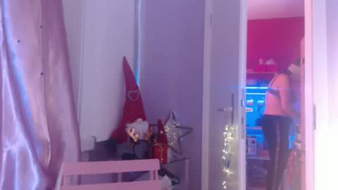 Snapshot of melli23 chatting on December 13, 2025, 7:53 pm Melli online show from December 13, 2025, 7:53 pm