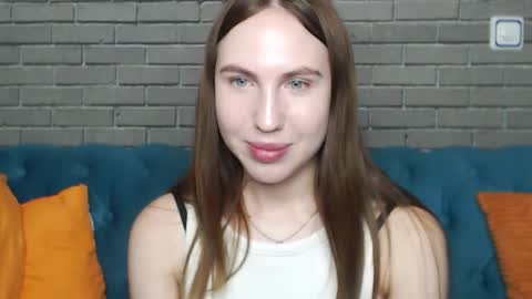 mellingi online show from September 21, 2025, 5:36 pm