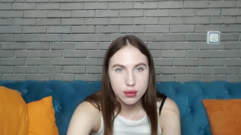 mellingi online show from September 22, 2025, 5:42 am