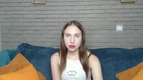 mellingi online show from October 7, 2025, 5:04 am