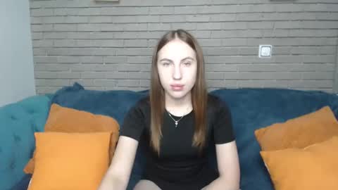 mellingi online show from October 11, 2025, 4:55 am