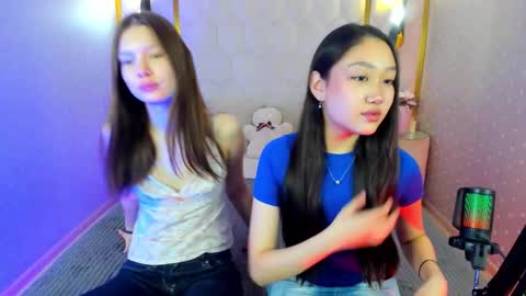 MelisaMona online show from November 24, 2025, 12:49 pm