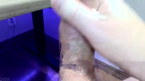 mellomike online show from January 8, 2025, 9:23 pm