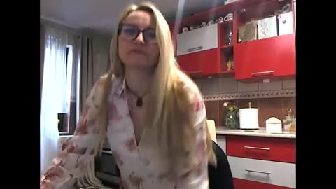 Melly online show from March 27, 2026, 8:26 am