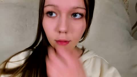 Snapshot of melmooon chatting on February 21, 2026, 6:09 pm MelMooon online show from February 21, 2026, 6:09 pm