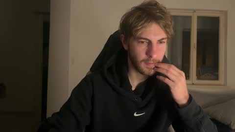 Melodicass online show from November 27, 2025, 11:51 pm