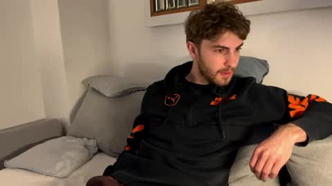 Melodicass online show from April 1, 2026, 12:22 am