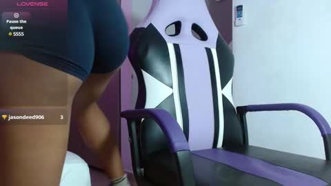 melody_mercy online show from January 28, 2025, 12:32 pm