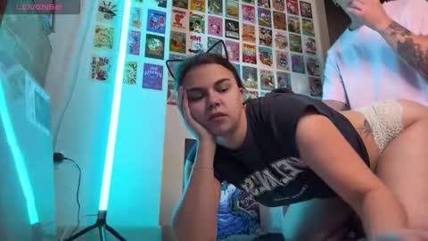 melody_song online show from November 16, 2025, 12:44 pm