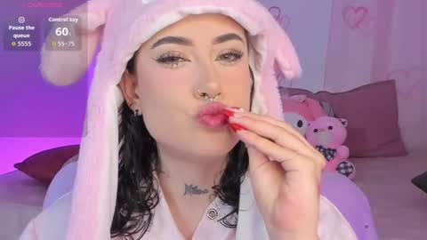 MELODY online show from November 15, 2025, 11:32 pm