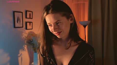 Snapshot of melodykey_x chatting on December 24, 2024, 4:30 pm melody  online show from December 24, 2024, 4:30 pm