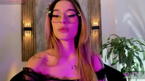 melodylanee online show from June 4, 2026, 11:05 am
