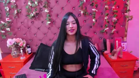 Melodysmithass online show from November 23, 2025, 2:33 am