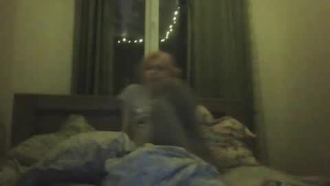 Snapshot of melted_l chatting on October 1, 2025, 11:44 pm krinzhulya online show from October 1, 2025, 11:44 pm