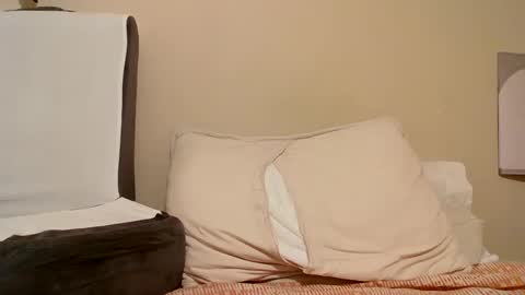 melxiss online show from September 27, 2025, 4:39 am