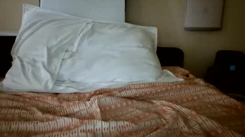 melxiss online show from November 12, 2025, 7:03 pm