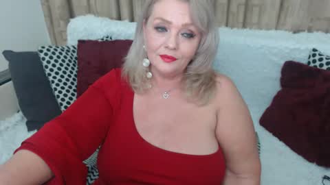 Snapshot of melyssamilfxxx chatting on January 9, 2025, 6:15 pm melyssamilfxxx online show from January 9, 2025, 6:15 pm