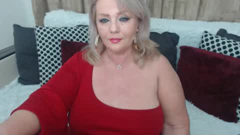 Snapshot of melyssamilfxxx chatting on January 11, 2025, 4:57 pm melyssamilfxxx online show from January 11, 2025, 4:57 pm