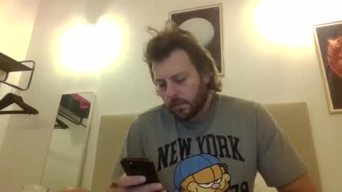 memo20cm online show from November 7, 2025, 6:02 am