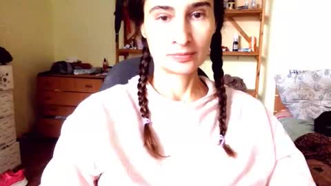 Snapshot of memorningdew chatting on October 14, 2025, 5:41 am Yummygirl online show from October 14, 2025, 5:41 am