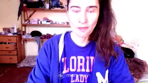 Snapshot of memorningdew chatting on November 2, 2025, 6:49 am Yummygirl online show from November 2, 2025, 6:49 am