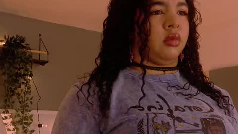  Memphis Williams  online show from September 23, 2025, 2:47 am