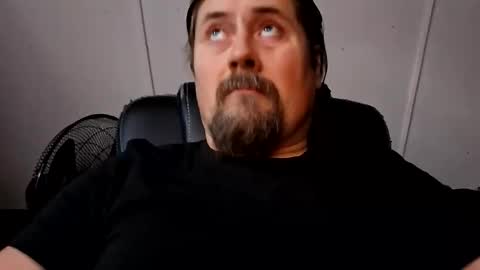 men10_12_1983 online show from November 21, 2025, 9:08 am