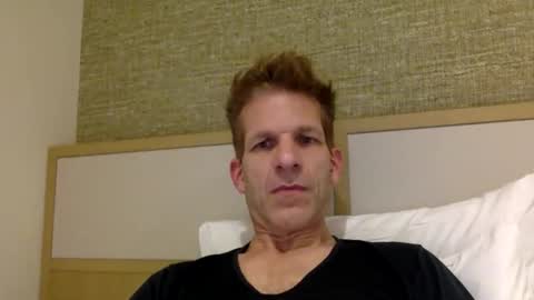 Snapshot of men2024again chatting on November 3, 2025, 3:46 pm Andres online show from November 3, 2025, 3:46 pm