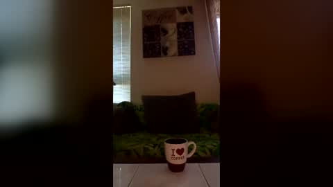 menlav72 online show from July 2, 2026, 3:23 am