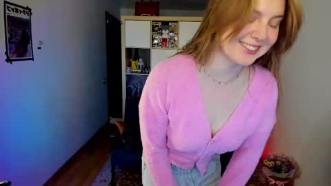 Snapshot of meow_k1tty chatting on May 8, 2026, 4:51 am Flora Next stream November 17th at 6 GMT online show from May 8, 2026, 4:51 am