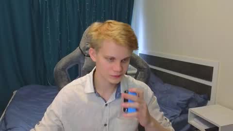 Mickey online show from October 28, 2025, 8:40 am