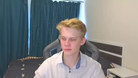 Mickey online show from November 4, 2025, 10:47 am