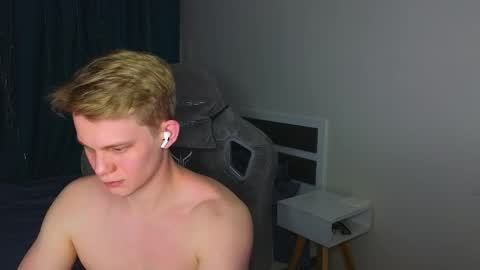 Mickey online show from February 25, 2026, 3:54 pm