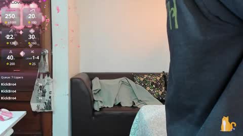 Valentina  online show from December 14, 2024, 2:34 am