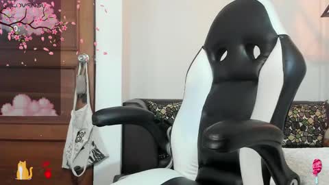 Valentina  online show from February 13, 2025, 12:24 am