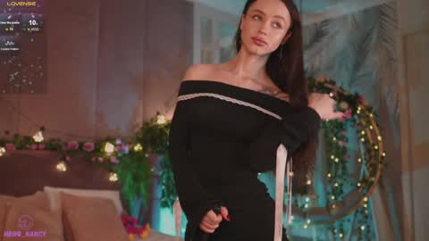 Snapshot of meow_nancy chatting on January 18, 2025, 5:10 am Heeyyooo Im Nans Subscribe to me I will be glad online show from January 18, 2025, 5:10 am