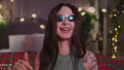 Snapshot of meow_nancy chatting on February 4, 2025, 11:27 am Heeyyooo Im Nans Subscribe to me I will be glad online show from February 4, 2025, 11:27 am