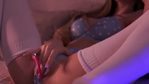 Snapshot of meowalice1 chatting on February 12, 2026, 2:17 am meowalice1 online show from February 12, 2026, 2:17 am