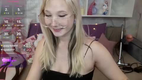 Snapshot of meowkakitty chatting on September 20, 2025, 1:28 am MeowkaKitty online show from September 20, 2025, 1:28 am