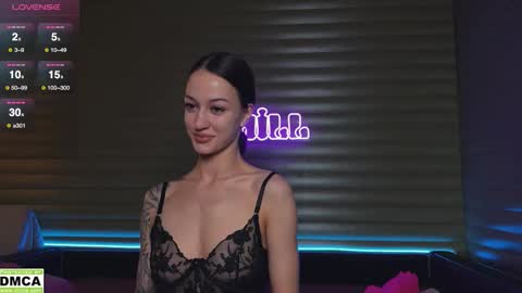 Snapshot of meowluv chatting on December 15, 2025, 5:44 am NIKKY STIVE Every day from 1000 to 200 EST time. online show from December 15, 2025, 5:44 am