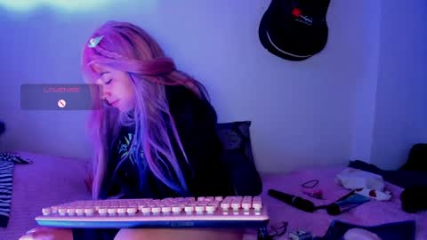 meowmelf online show from May 4, 2026, 10:50 pm